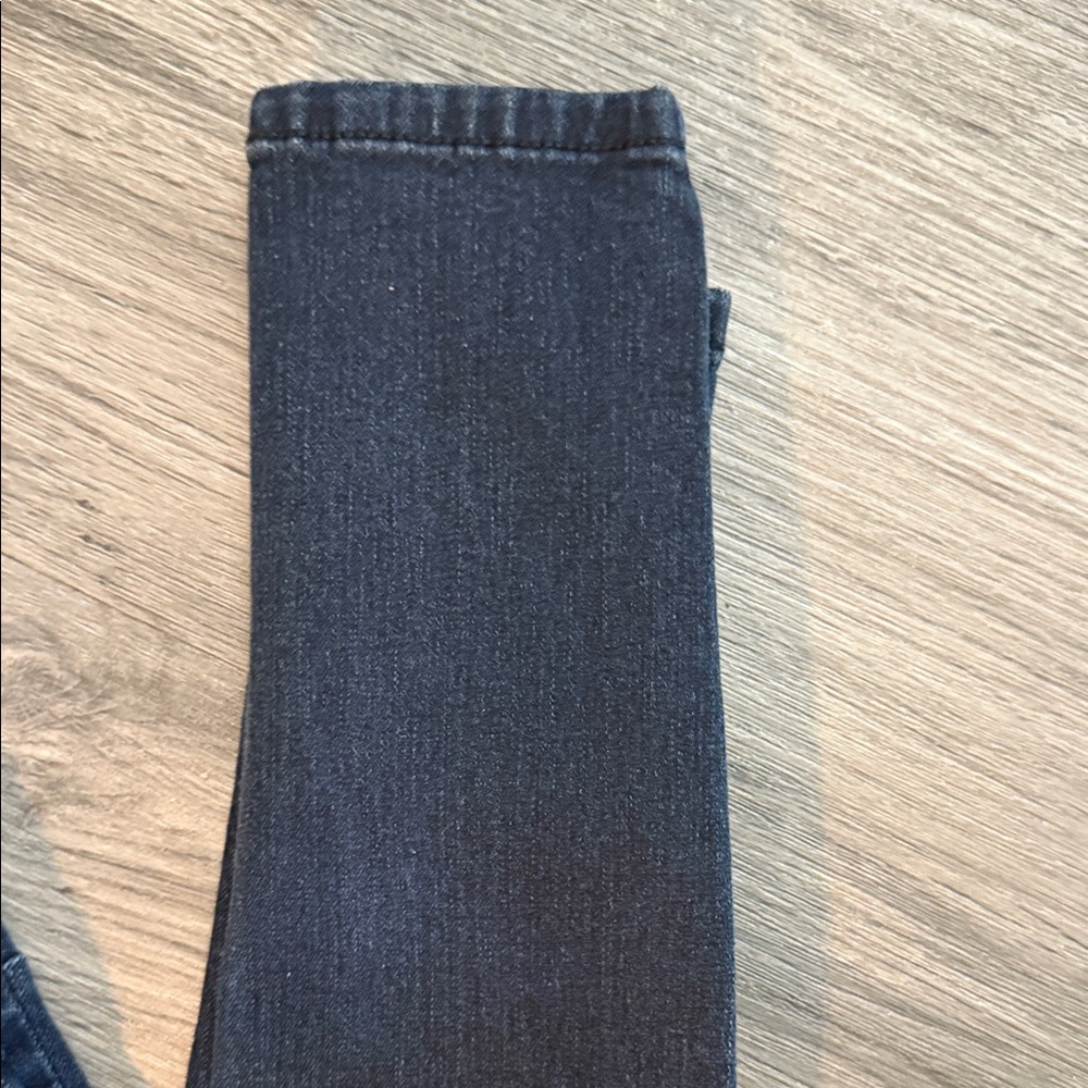 Jennifer Lopez Dark Blue Skinny Jeans EUC - Picture 3 of 7